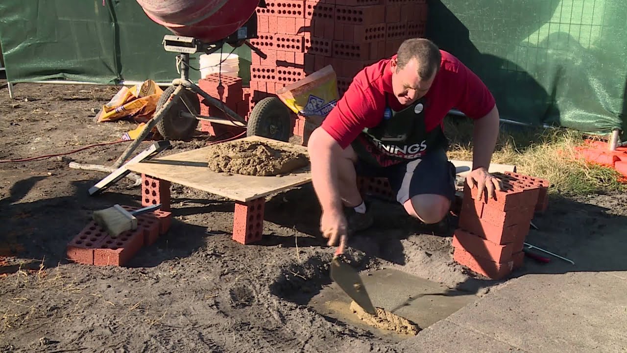 How To Build A Brick Letterbox - DIY At Bunnings