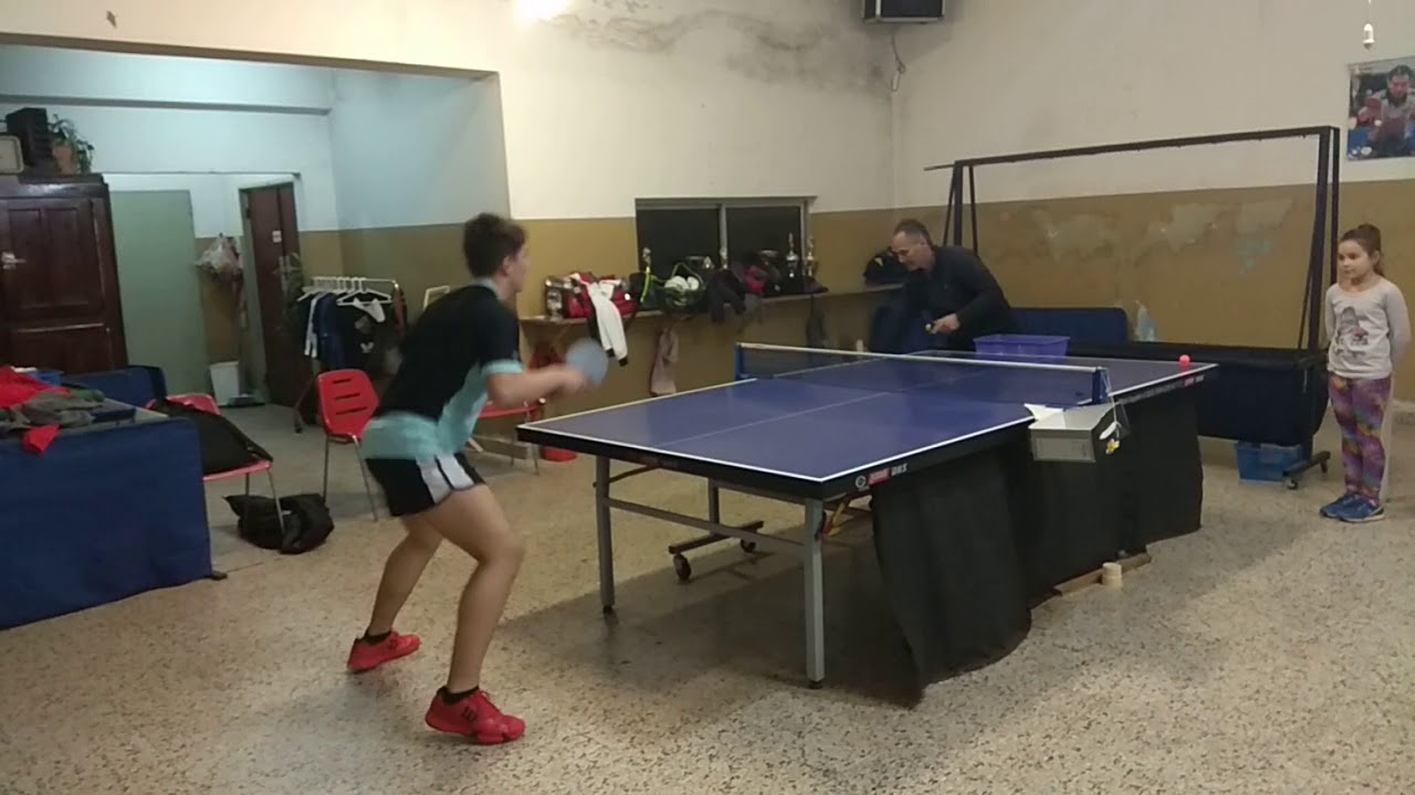 Tenis de mesa, trabajo de piernas
