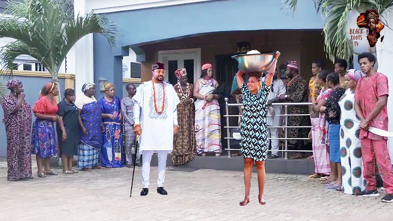She Came To D Palace To Sell Food When D Prince Saw Her And Fell In Love With Her - Nigerian Movies