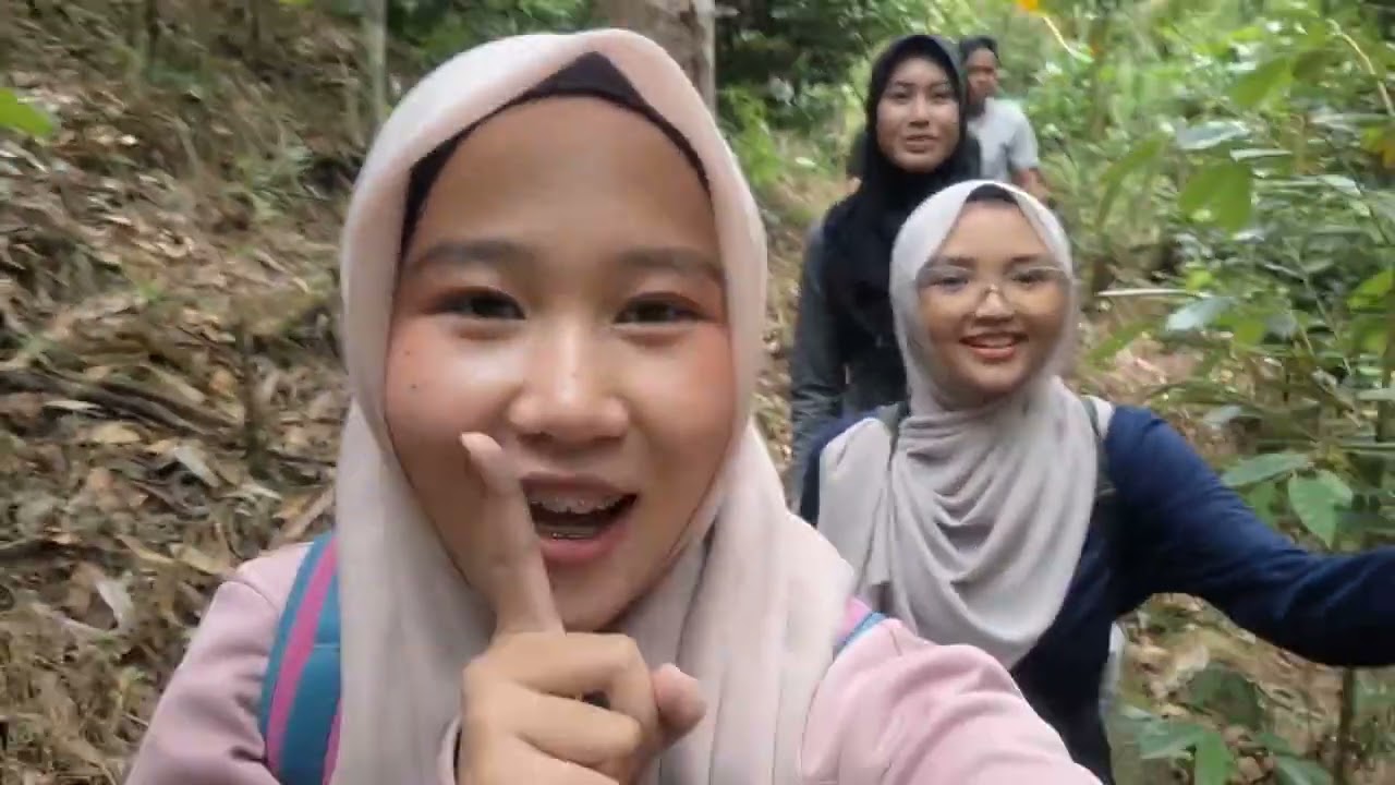 Go to Air Terjun Niagara Ciupang‼️🍃⛰️😋