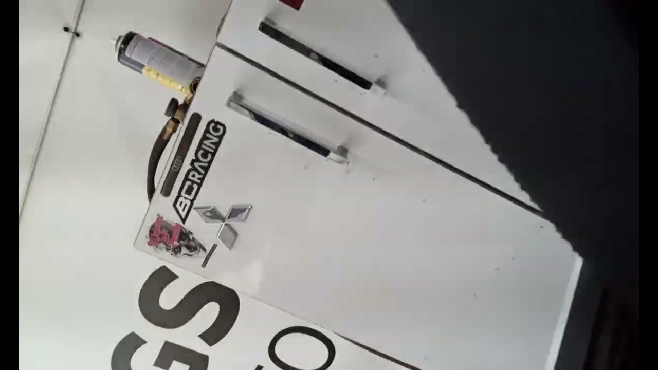 Land rover discovery sport #13572 engine running 