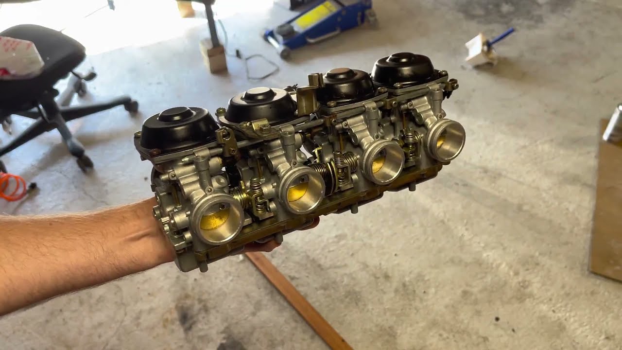 Xj600 Episode 13 - Carbs and Exhaust