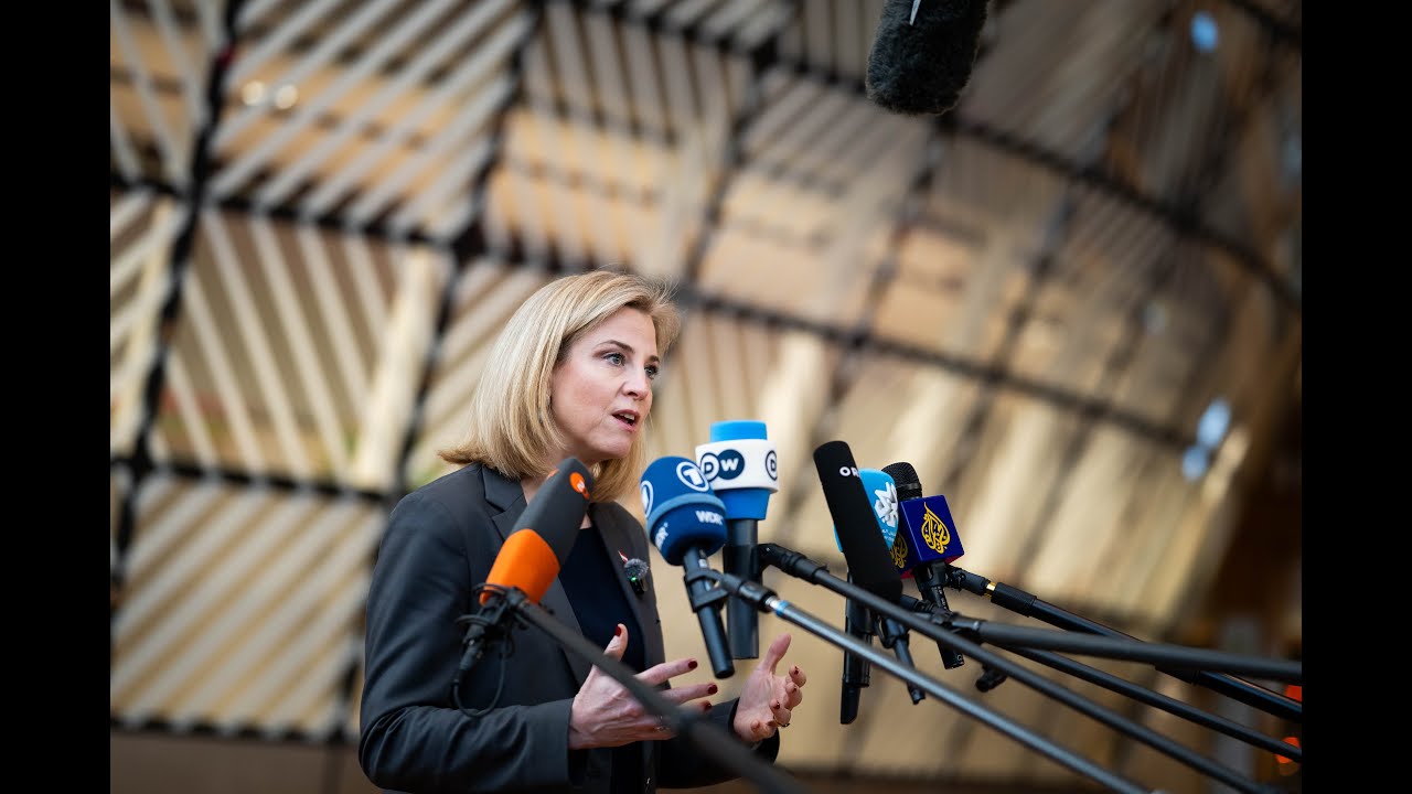 Doorstep von Außenministerin Meinl-Reisinger beim Rat für Auswärtige Angelegenheiten (15.12.2025)