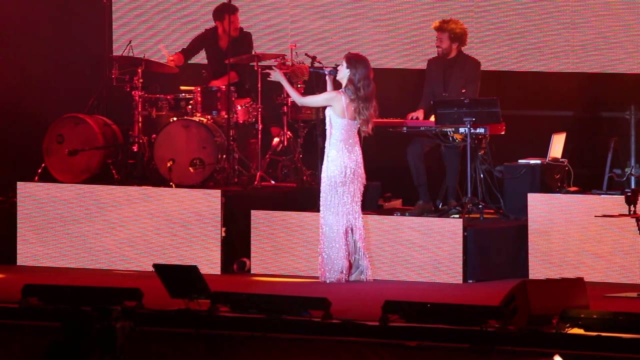 Ana Moura - Bailinho à Portuguesa - Vai de Roda Agora - Meo Arena 09-04-2016