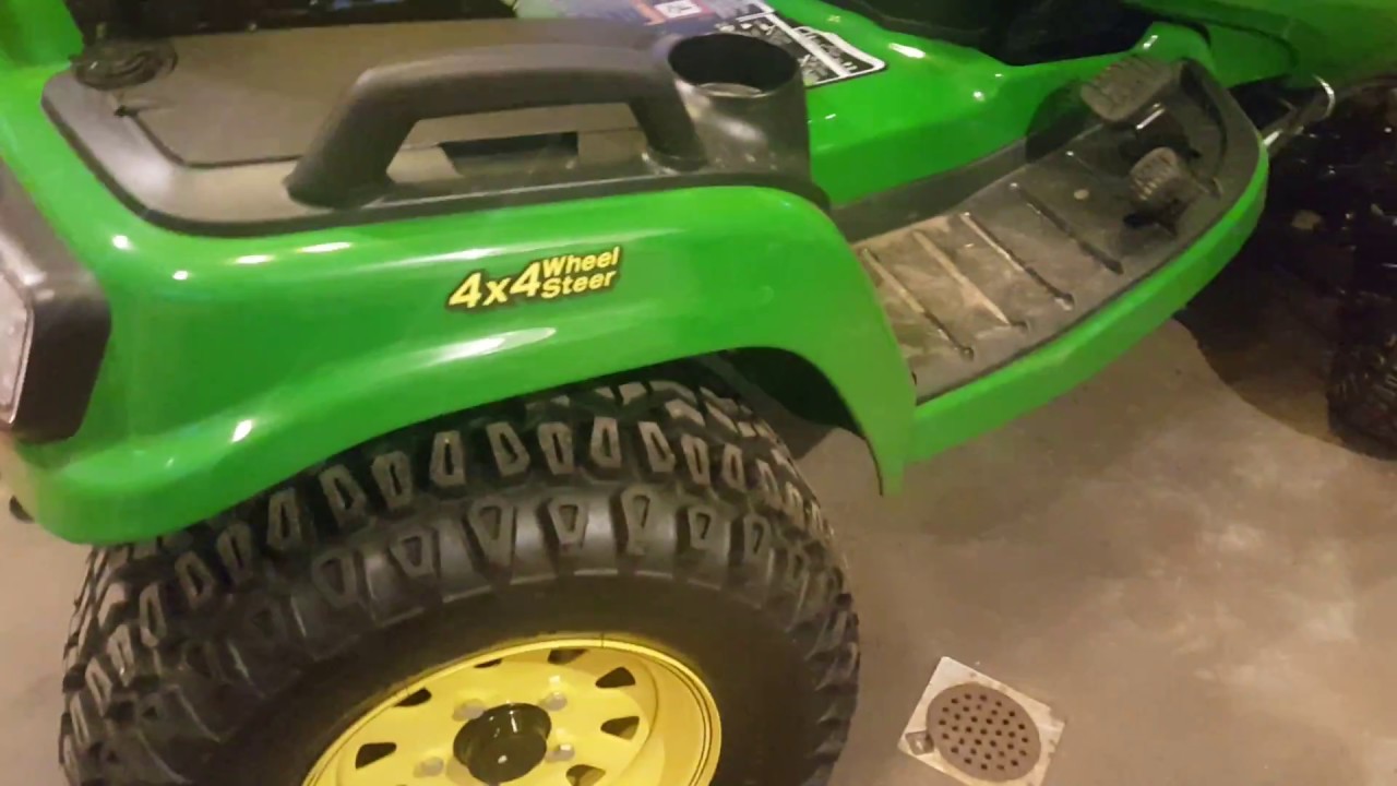 John Deere X739 overview