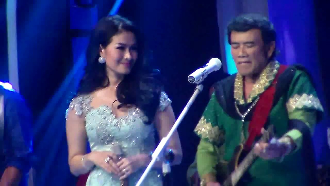 duet iis dahlia dan rhoma irama lagu cuma kamu