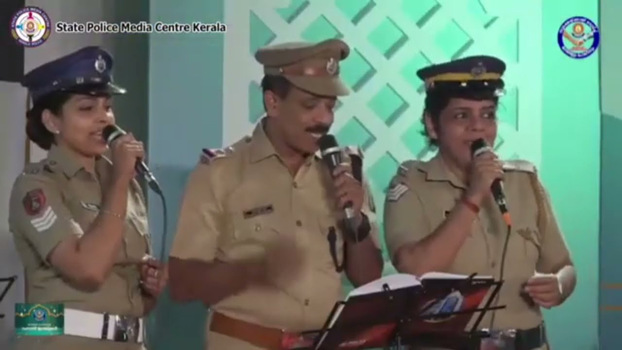 കാക്കിക്കുള്ളിലെ കലാകാരൻ തകർത്തു പാടിയ മാപ്പിളപ്പാട്ട് | Kerala Police Ganamela Stage Show