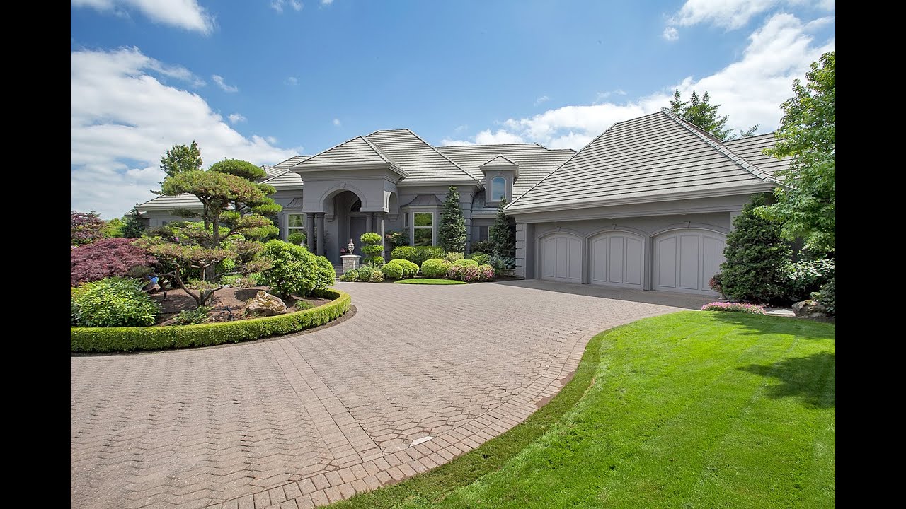 Exquisite Custom Home in West Linn | Oregon Luxury Homes