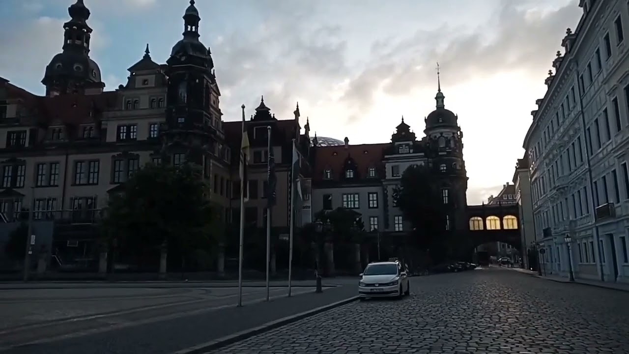 1H Dresden Walking - Morning walk Tour+ car ride Zellerfeld to Berlin جولة في مدينة دريسدن الألمانية