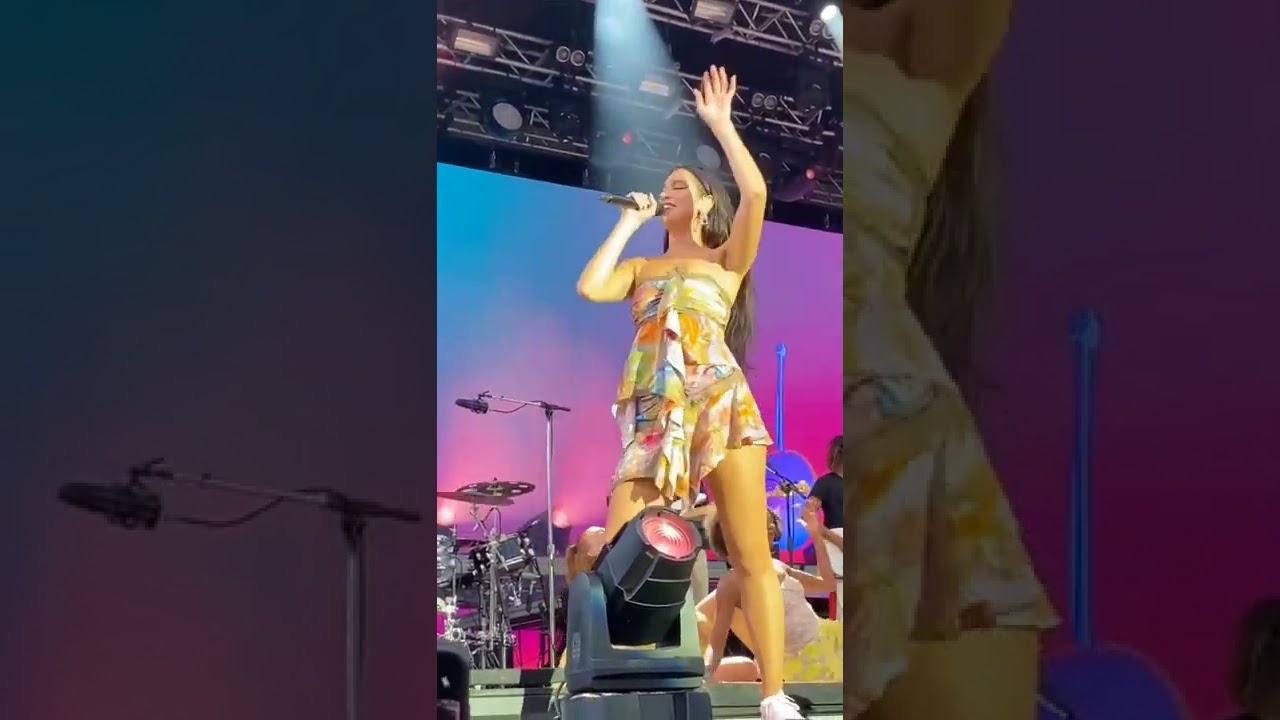 Dua Lipa - Good in bed ( Live in Stockholm, Sweden )
