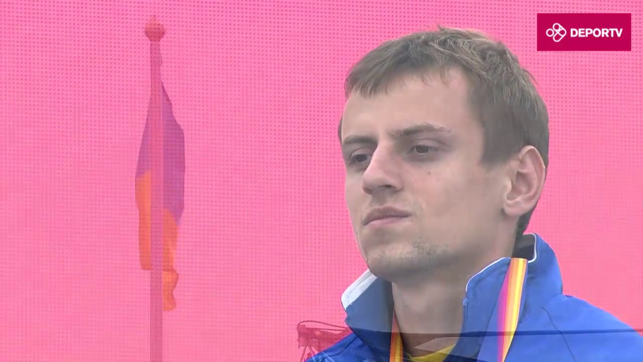 #DEPORTVenLONDRES - Alain Villamar&iacute;n recibe la medalla de bronce en Salto Triple (T20)