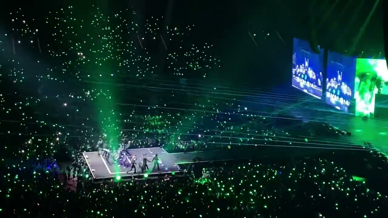 ATEEZ - BOUNCY AT PARIS {LA DÉFENSE ARENA} 22.02.25