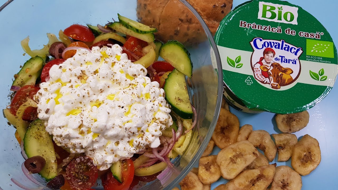 Salata cu branzica de casa