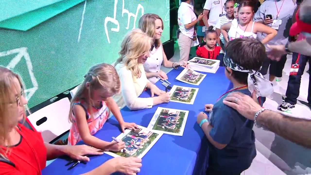 D23 Expo 2013: Bridgit Mendler performance & Good Luck Charlie cast