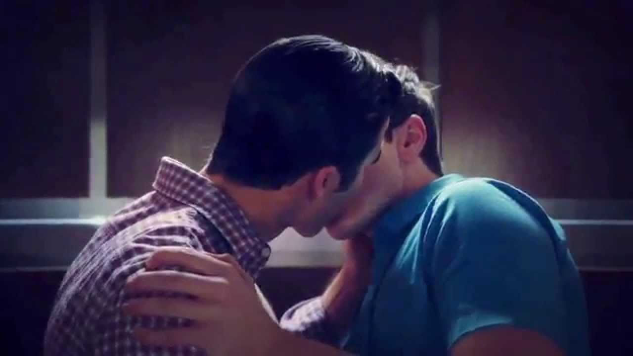 Kurt & Blaine - Hold Back the River