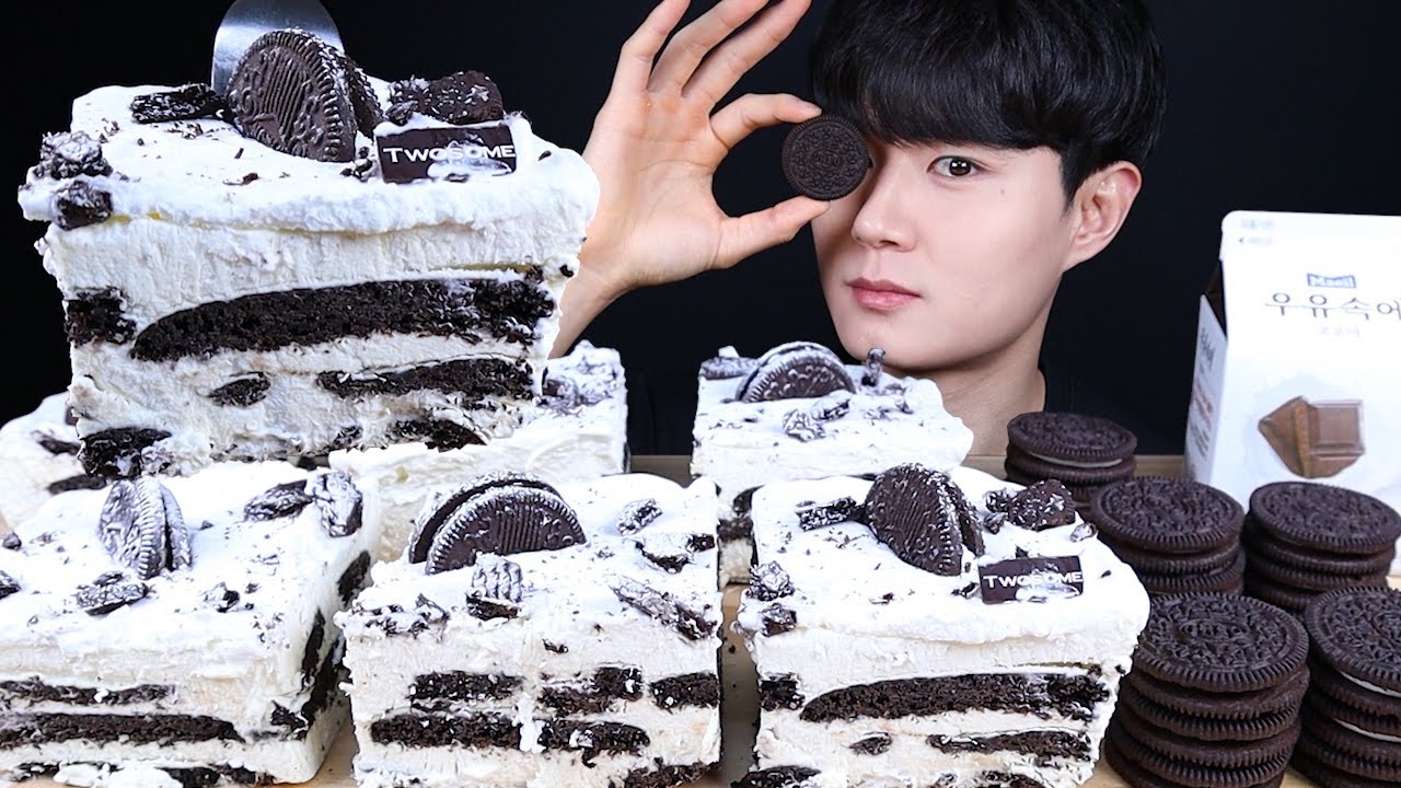 투썸플레이스 아이스박스 케이크 오레오 먹방ASMR MUKBANG CHOCOLATE ICE CREAM & OREO CAKE オレオチョコアイスクリームケーキ eating sounds