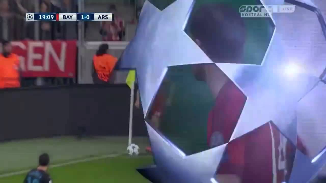 Worst corner ever? For shame Xabi Alonso, for