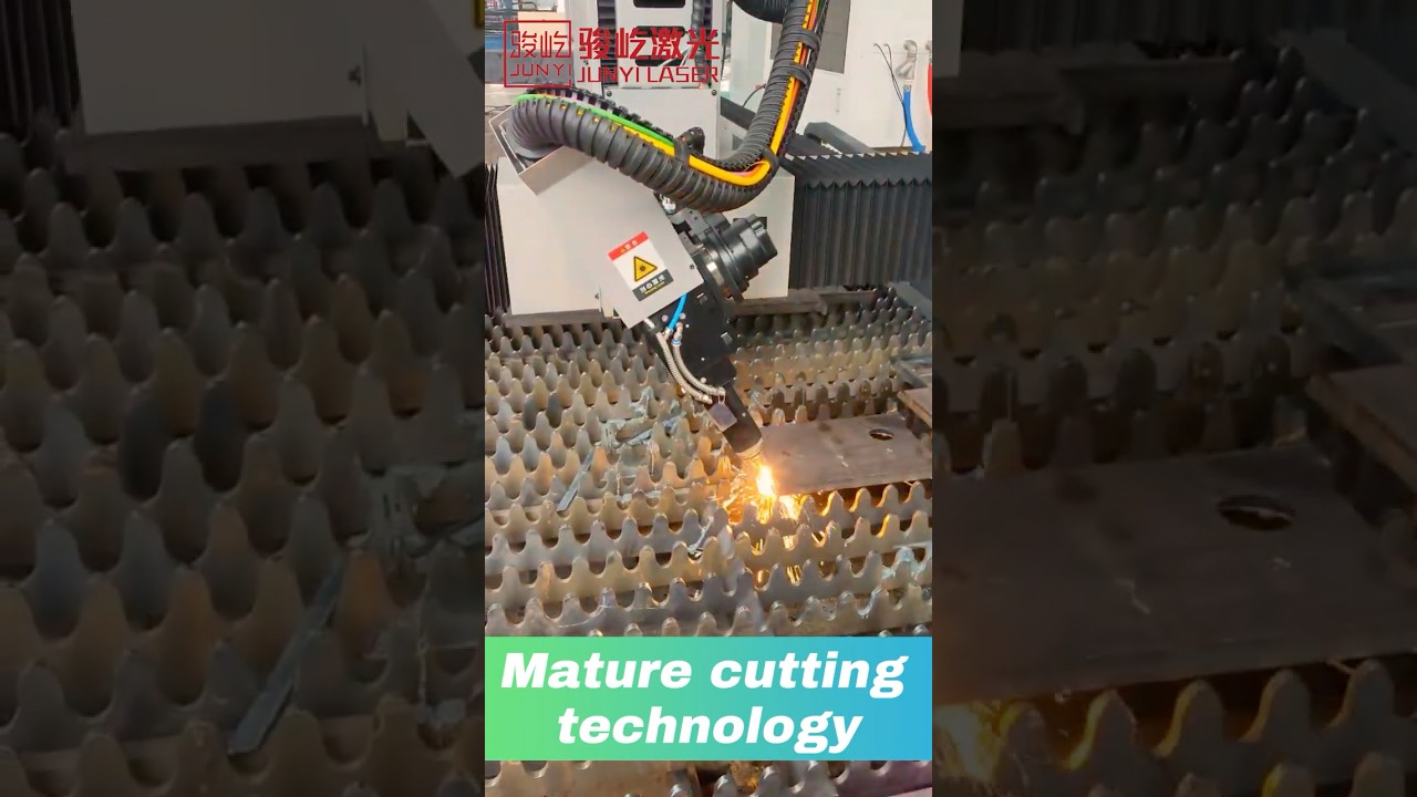 40000W cutting 35mm carbon steel processing #fiberlasercutting #lasercuttingmachine #lasercutting