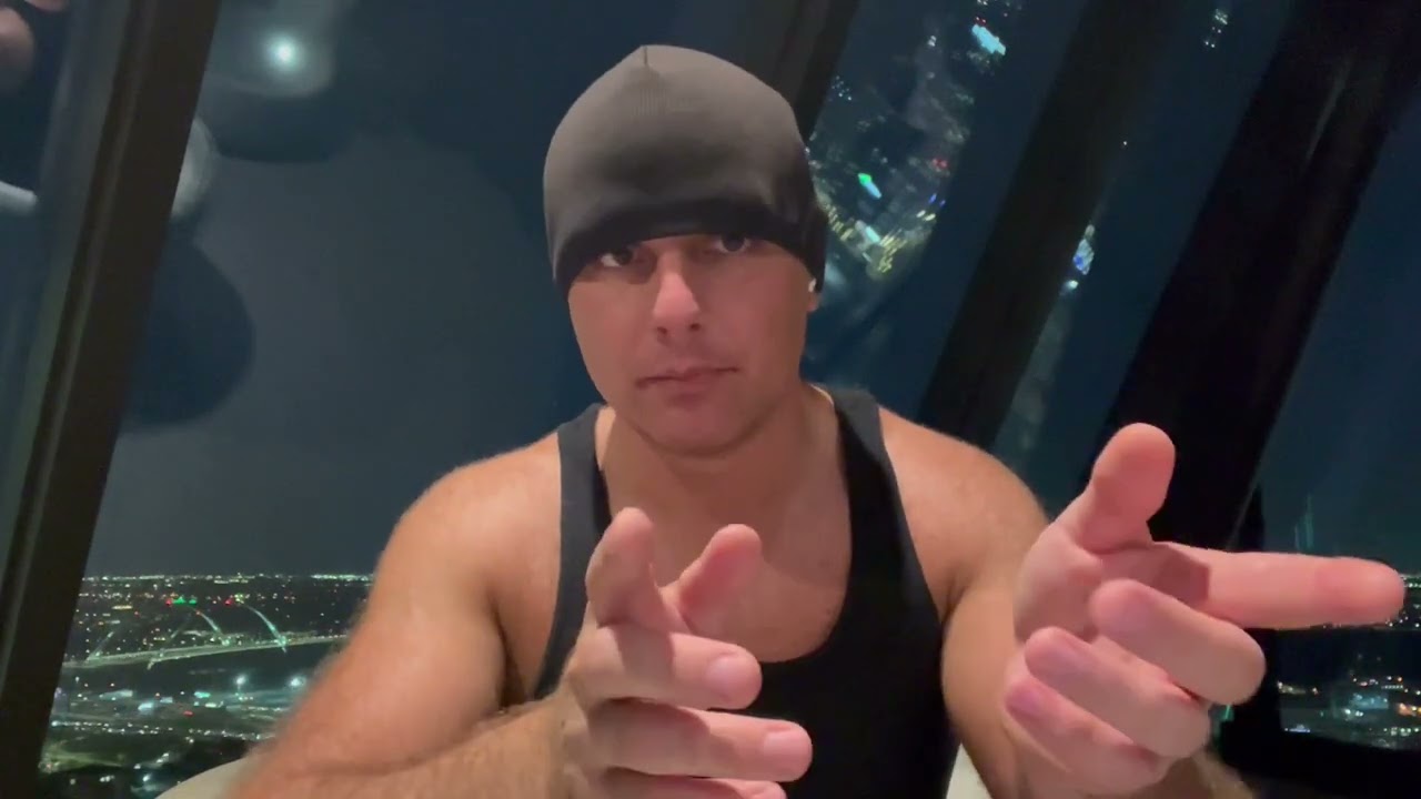 How Do Bouncers Spot FAKE ID's