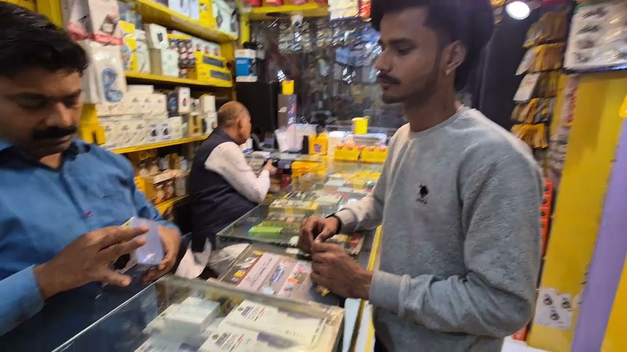 Bhai ko lena tha watch
