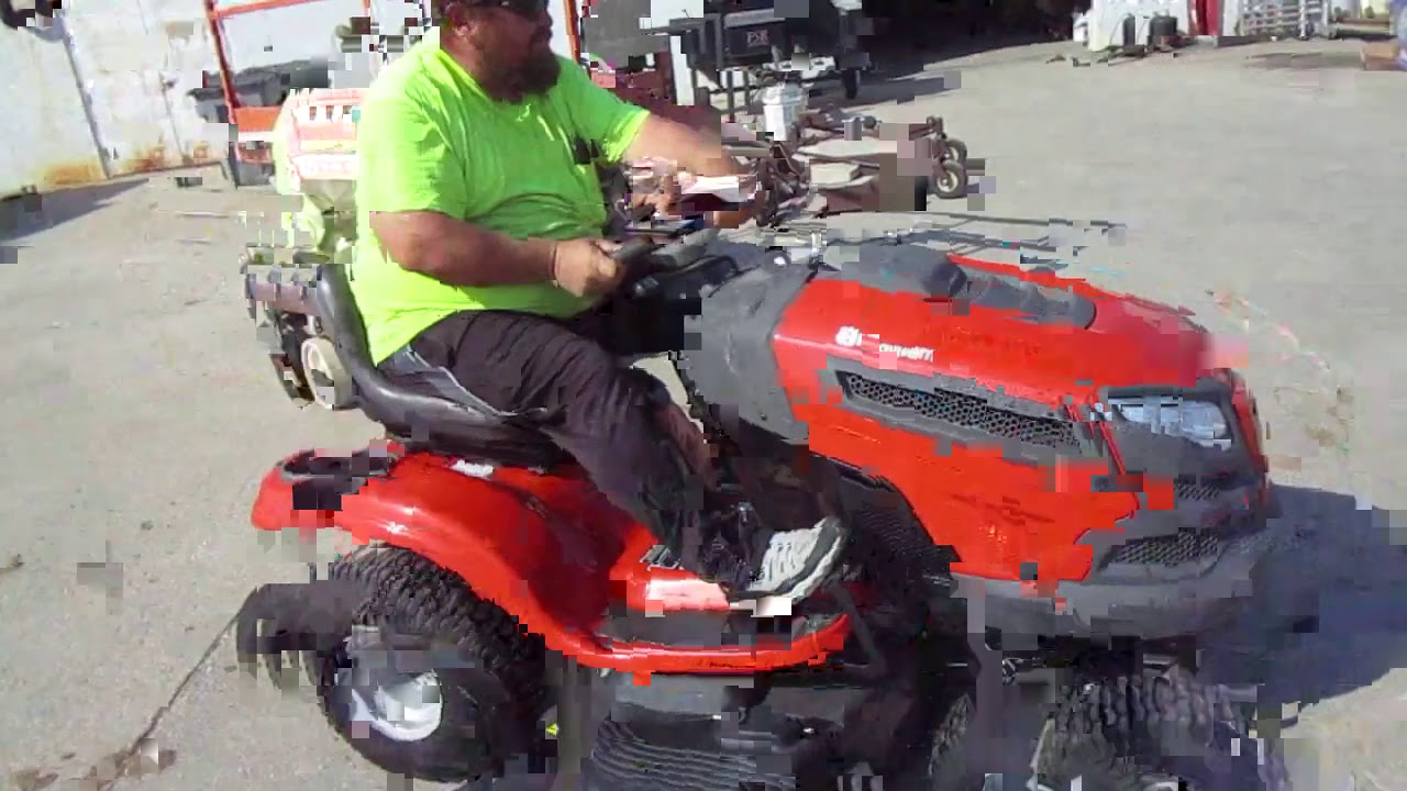 Husqvarna YTH22V46 46