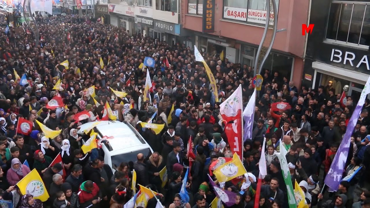 COLEMÊRG’DE MİTİNG HAVASINDA BÜRO AÇILIŞI