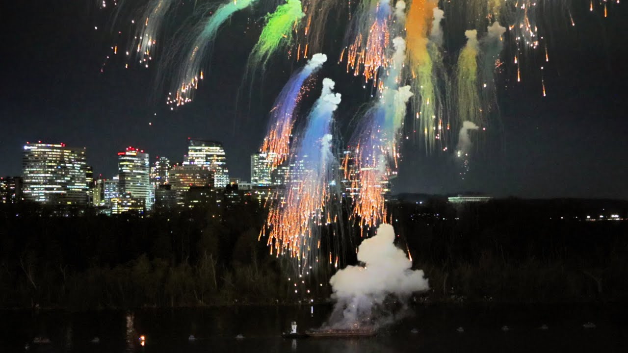 30 Minutes of Cai Guo-Qiang Fireworks in 180&deg; | Canon R6 Mark II Capture