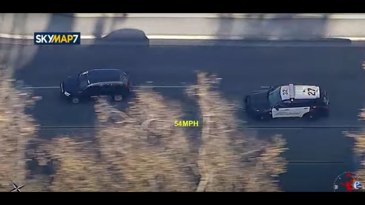 Chopper video: Police chase suspect in Orange County, California