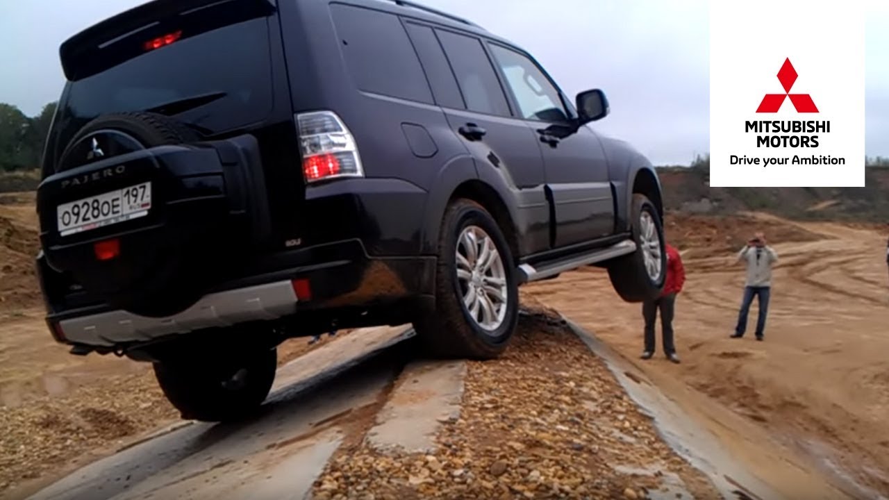 Pajero IV