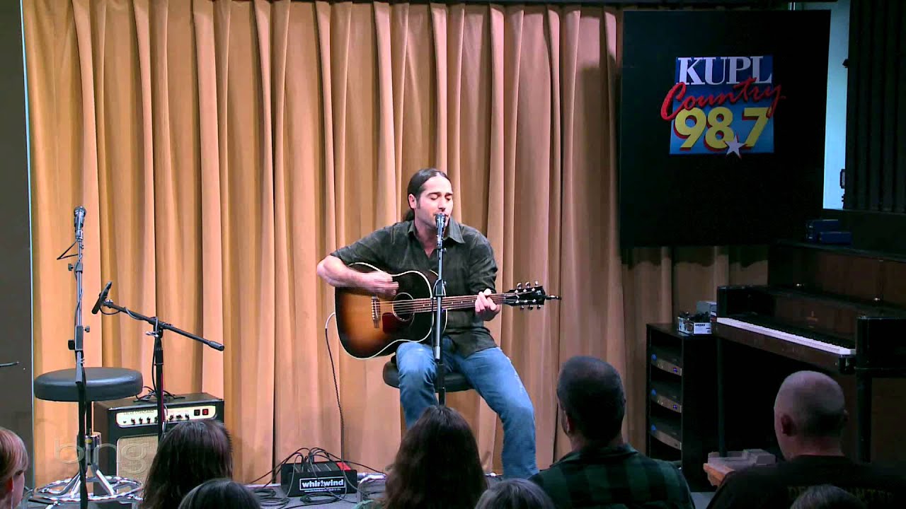 Josh Thompson 