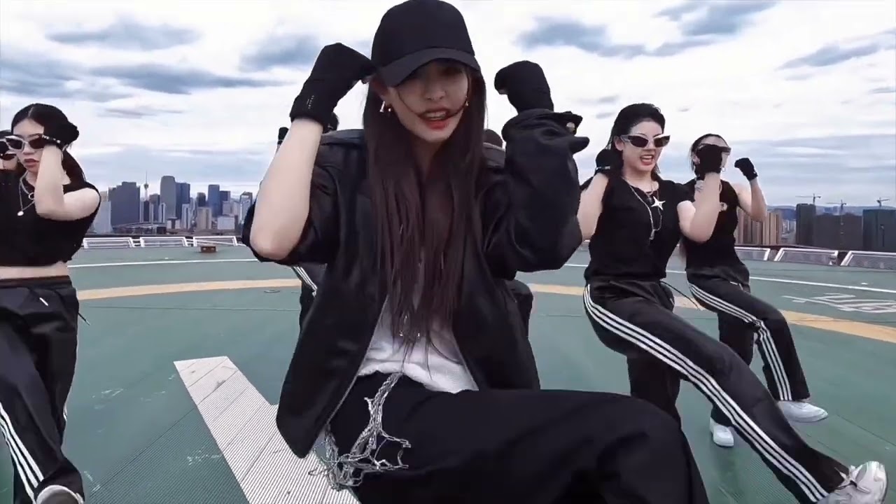 Yuyan喻言-BLACK KEY Dance Practice
