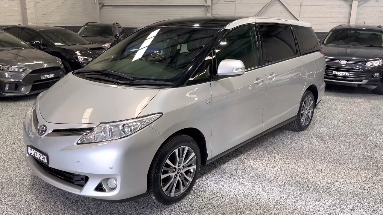 2016 Toyota Tarago Ultima - 7 Seater with plenty of features!