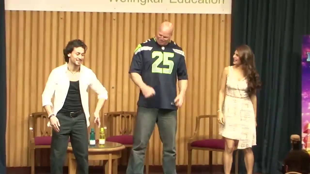 Tiger Shroff's Dance Video | Michael Jackson Style