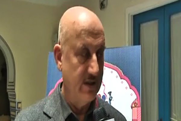 Article 370 should be revoked from Jammu & Kashmir: Anupam Kher