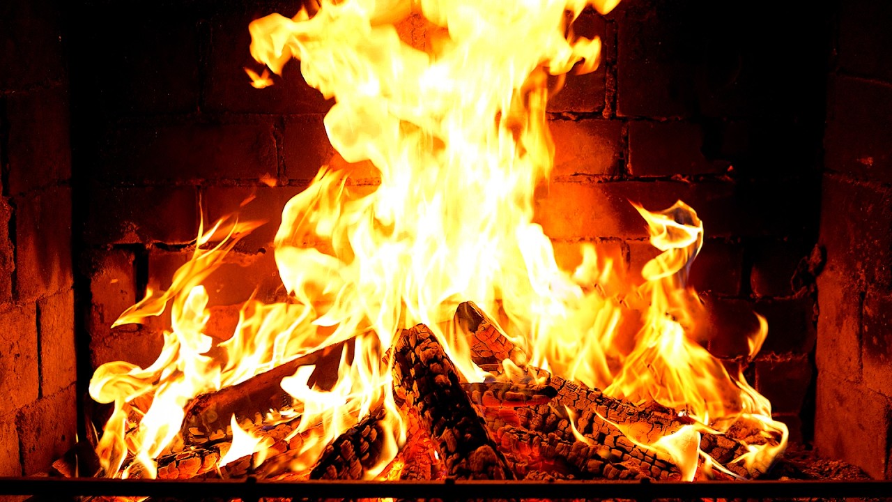 🔥 Fireplace 4K UHD! Fireplace with Crackling Fire Sounds. Fireplace Ambience