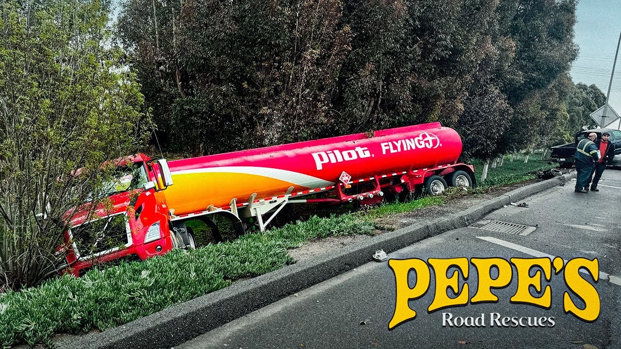 Massive Fuel Tanker ACCIDENT Off Freeway