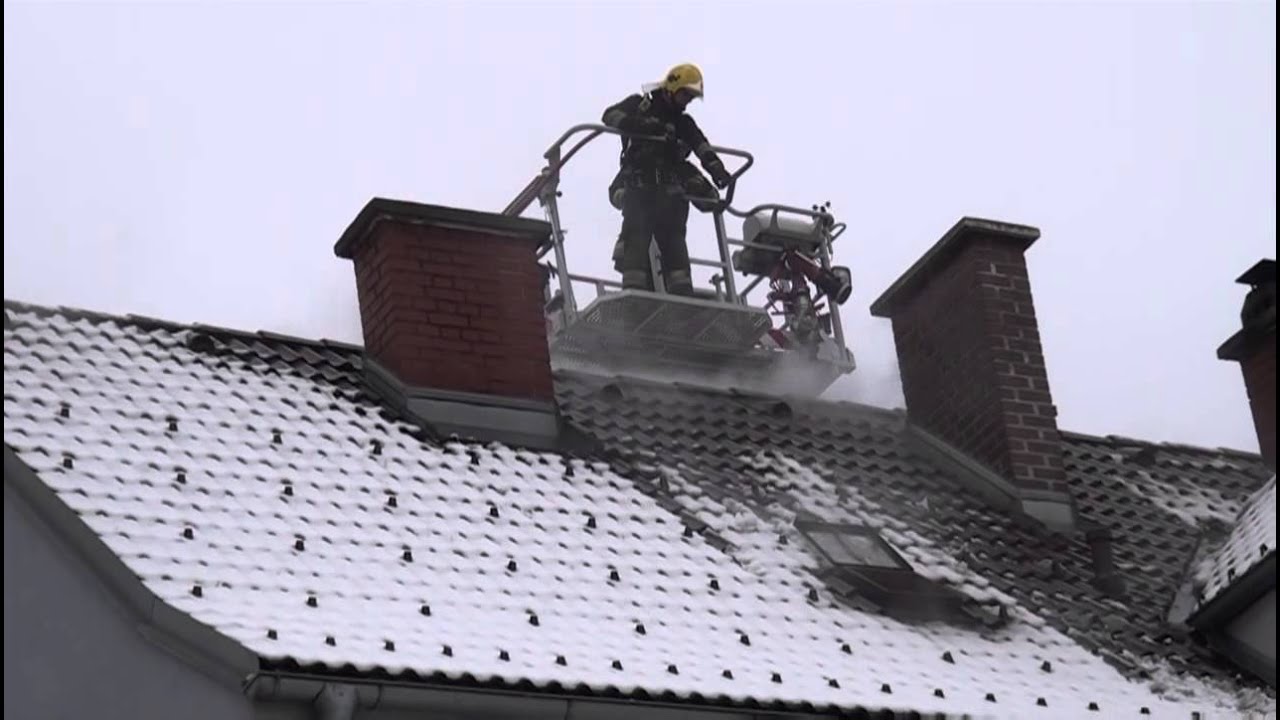 Dachstuhlbrand in Wiener Neustadt