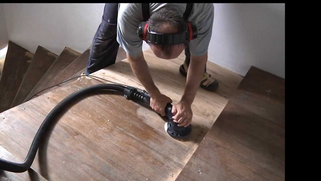 Sanding a Staircase - Refinish, sand, stain laquer wooden stairs