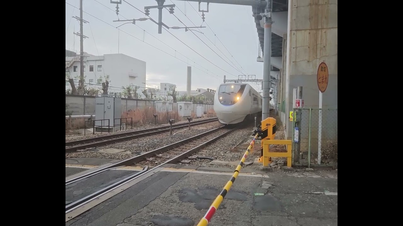 681系&683系4000番台と683系4000番台のすれ違い