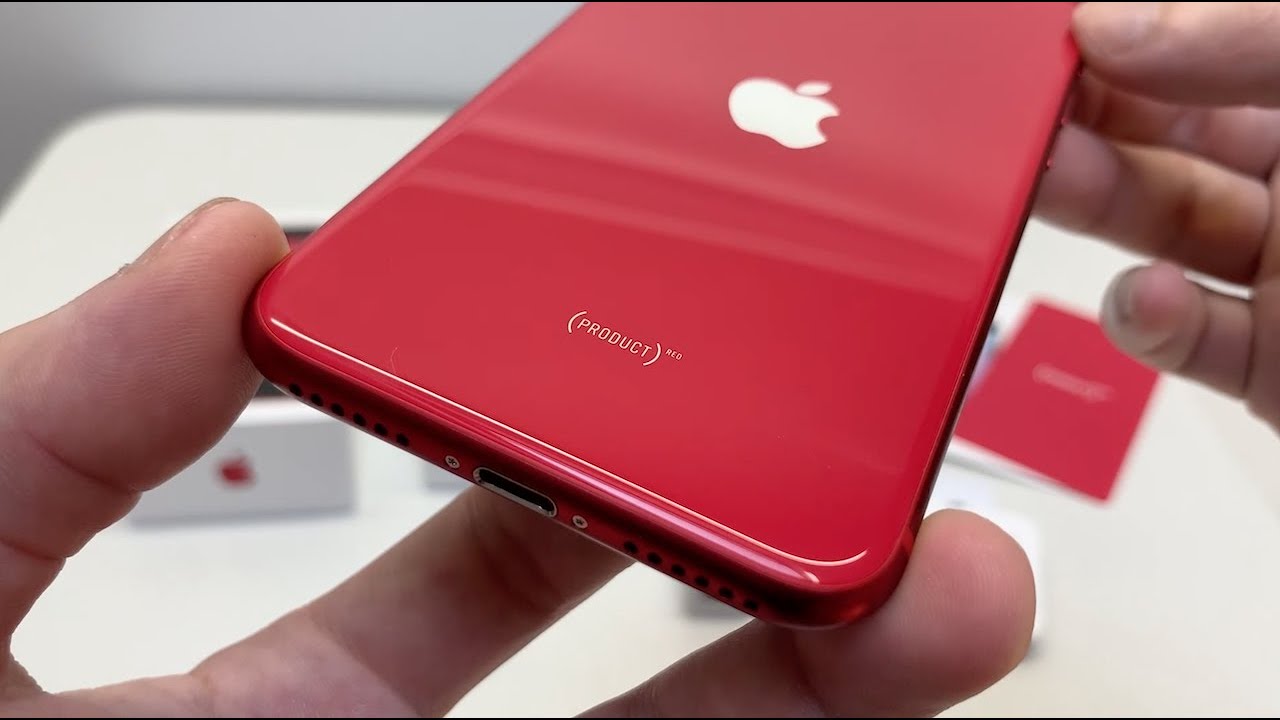iPhone SE 2020 Red Detail Design