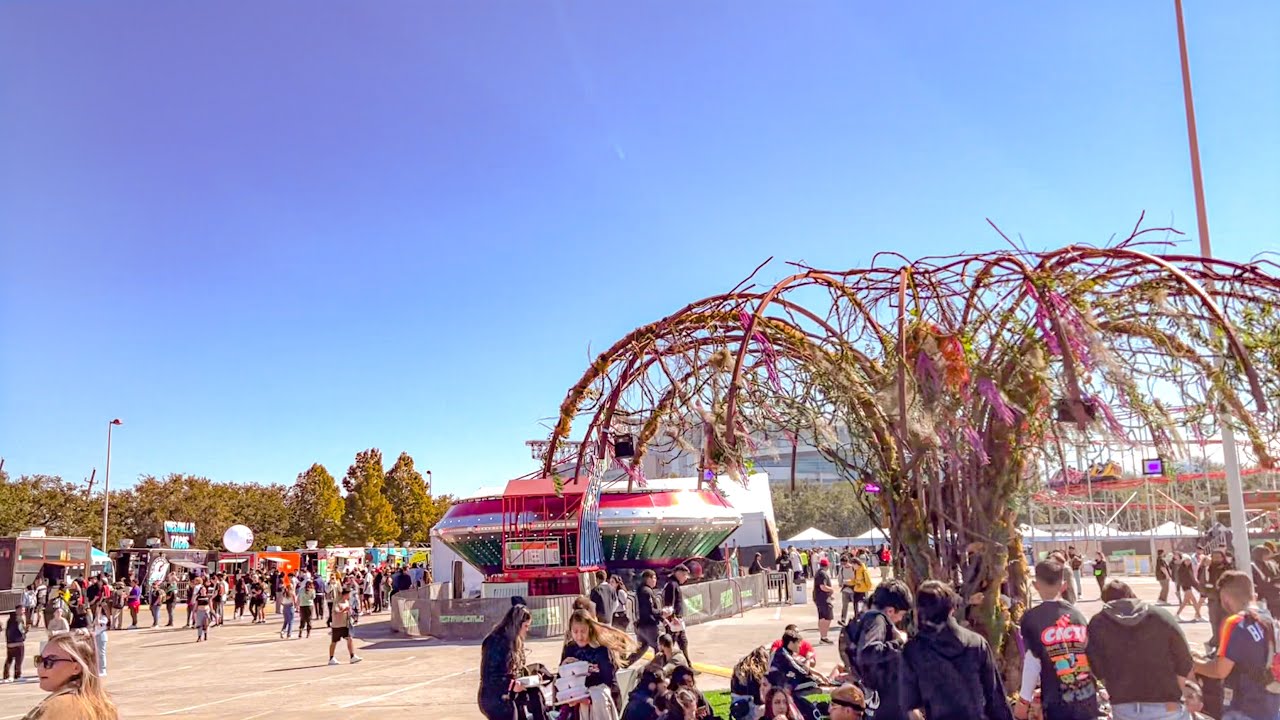 I survived Astroworld 2021! See the festival from my POV
