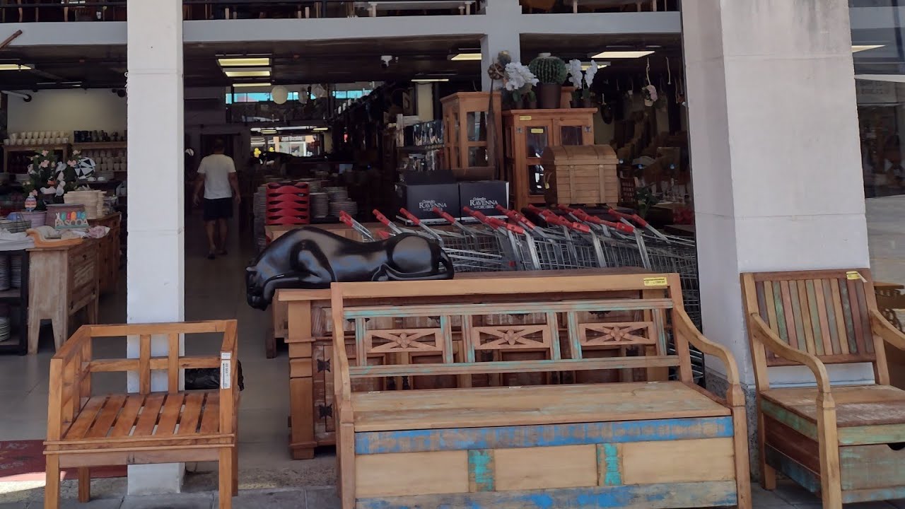 BELLART DECORAÇÃO ; SHOPPING UPTOWN, B DA TIJUCA RJ ... LINDOS MÓVEIS RÚSTICOS 😃😃