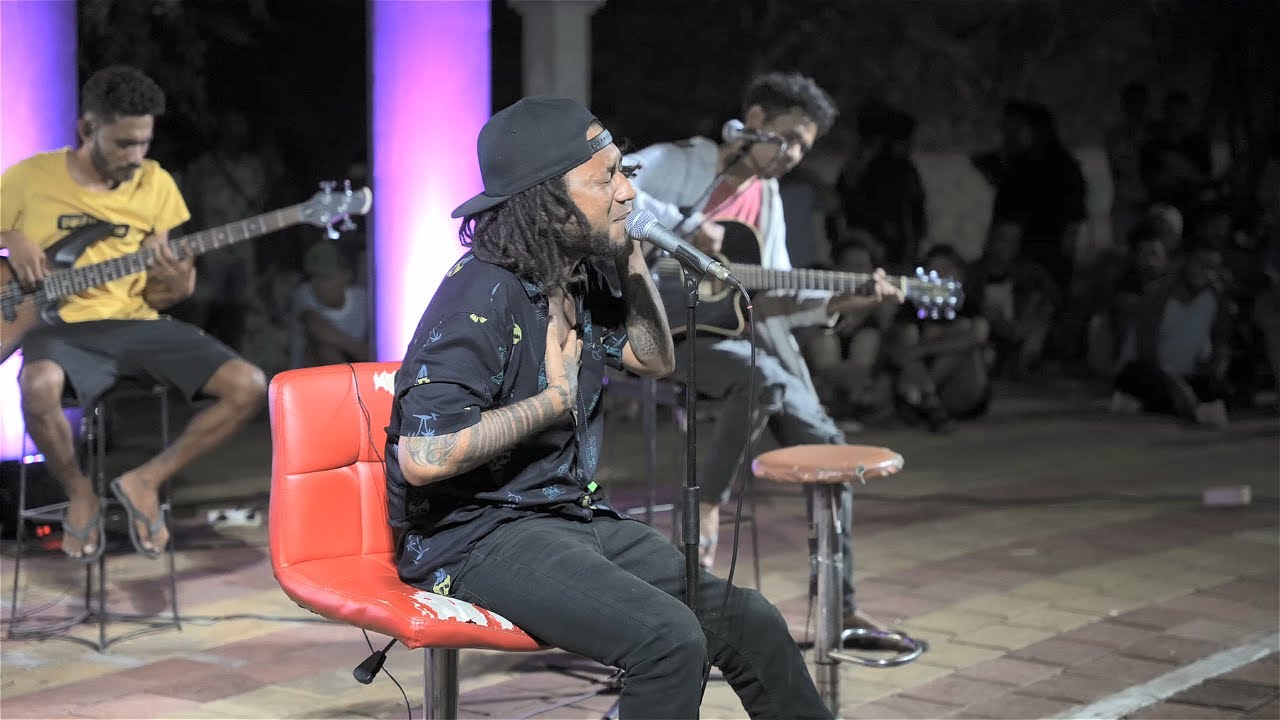 Klamar ft. Mely - Bibi | Live Performance | Klan Music Everywhere