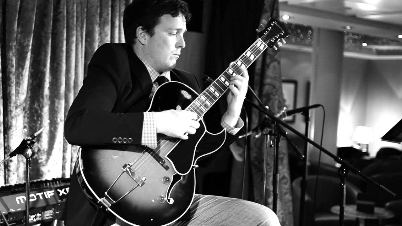 Gentle Rain - Solo Jazz Guitar