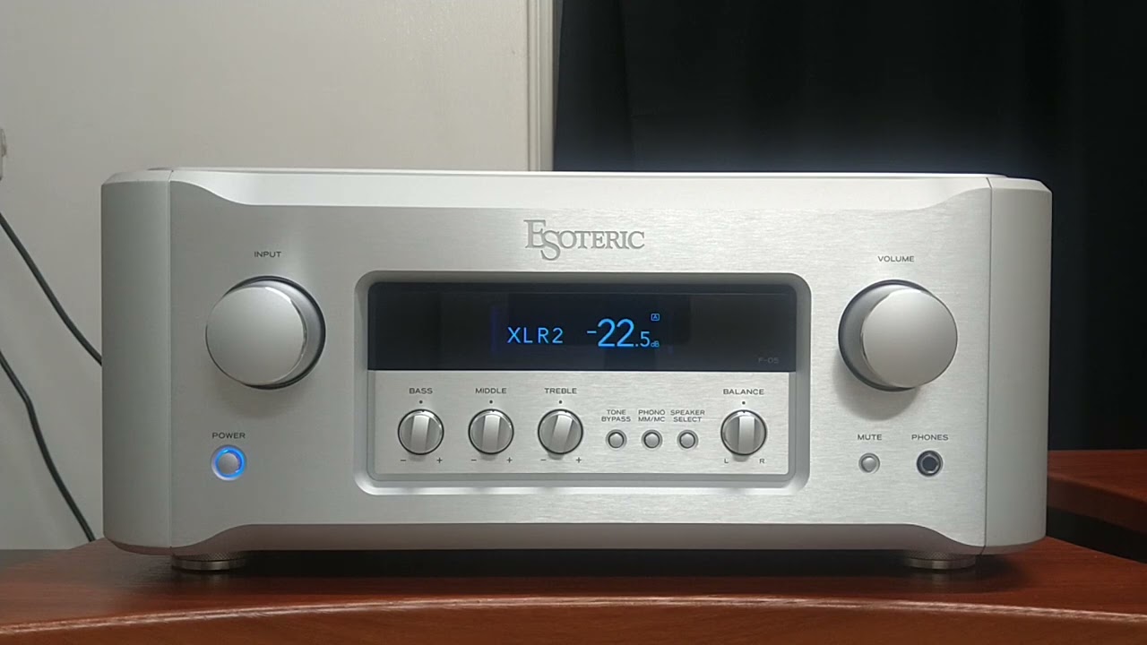 ESOTERIC F-05