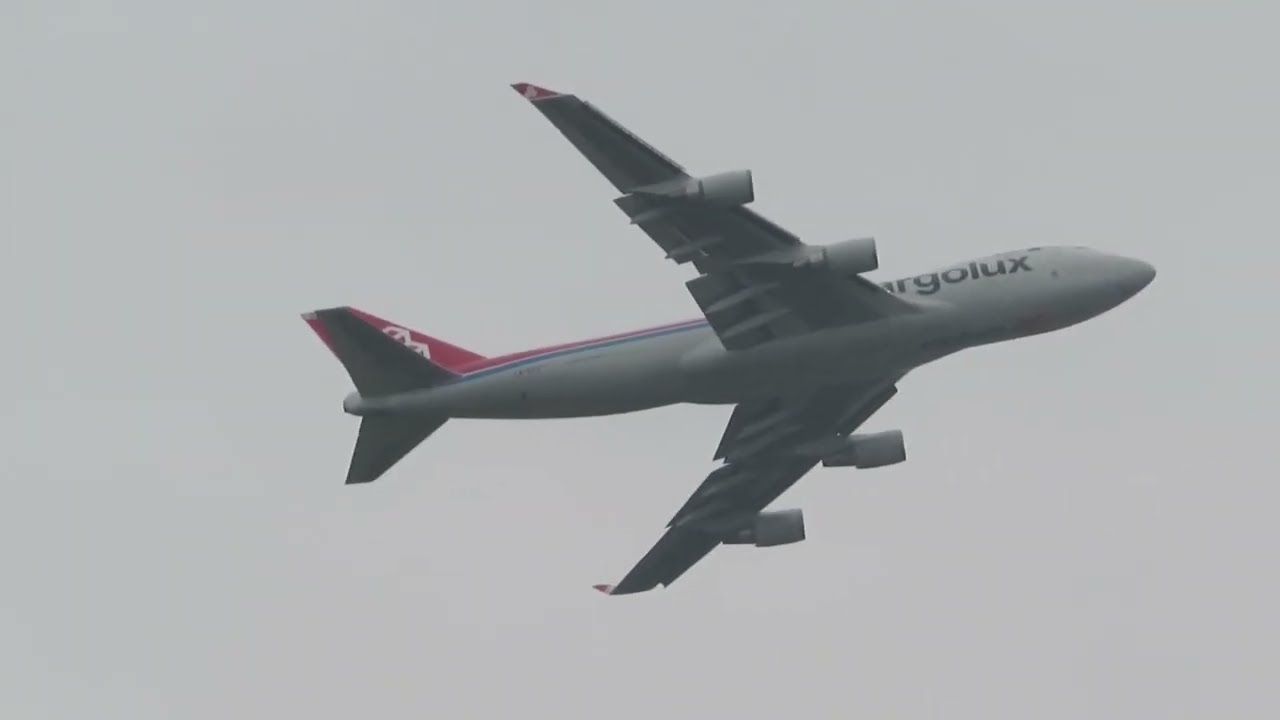 CARGOLUX LANDING AT STANSTED AIRPORT🛩😎