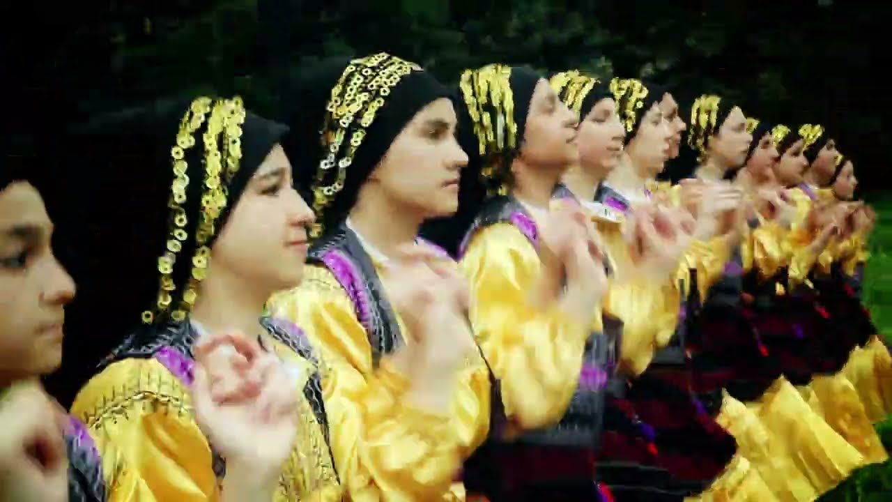 Emine Cömert - Horon