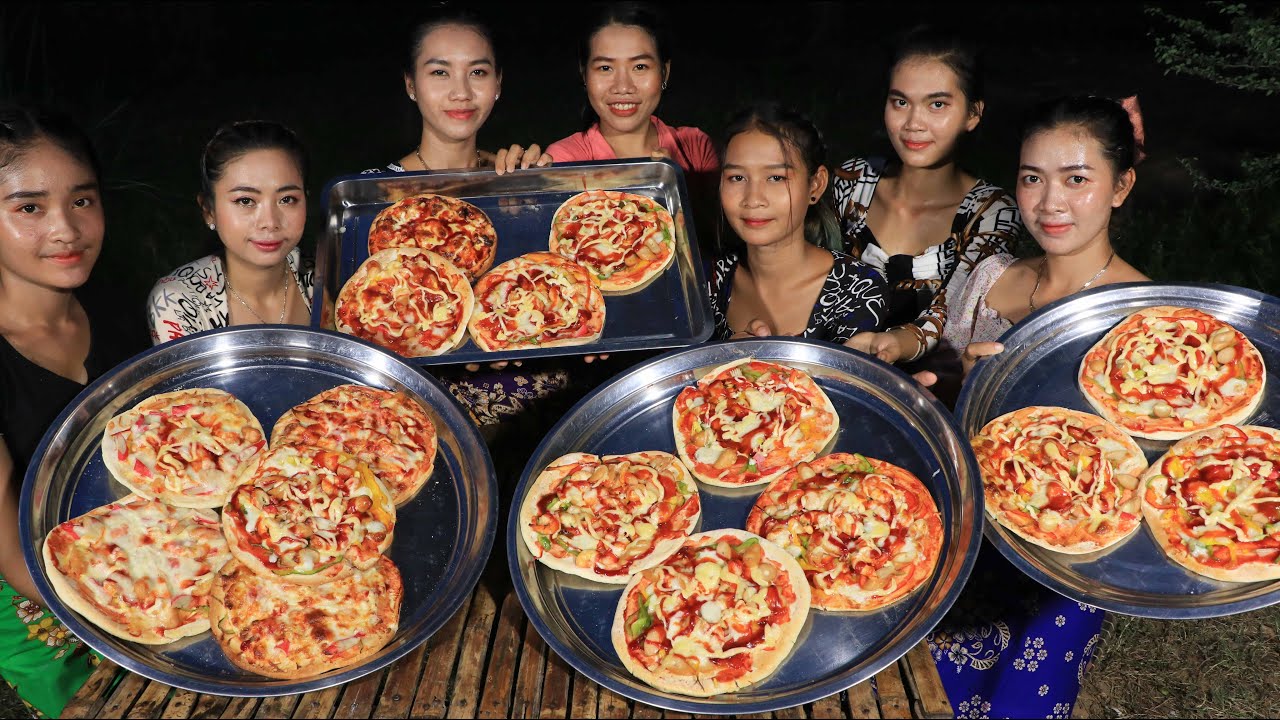Amazing cooking pizza recipe in my village eating delicious - Amazing cooking