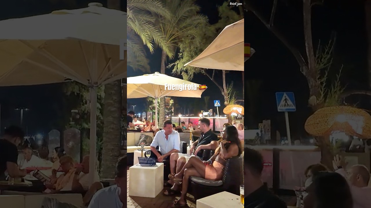 Fuengirola promenade at night in Costa del Sol 😊😮🇪🇸 