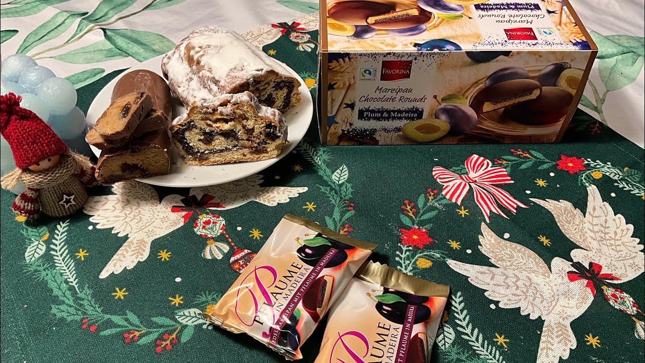 Christmas Eve - Штоллен с маком и изюмом. Марципан с ромом, вином и сливой в шоколаде (24.12.2025)